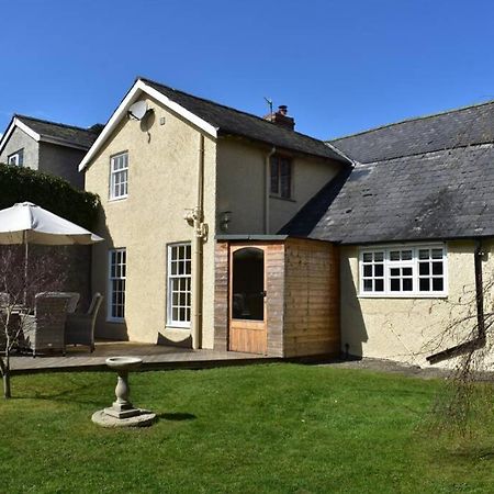 Cross Keys Cottage Holiday Let 毕晓普斯堡 外观 照片